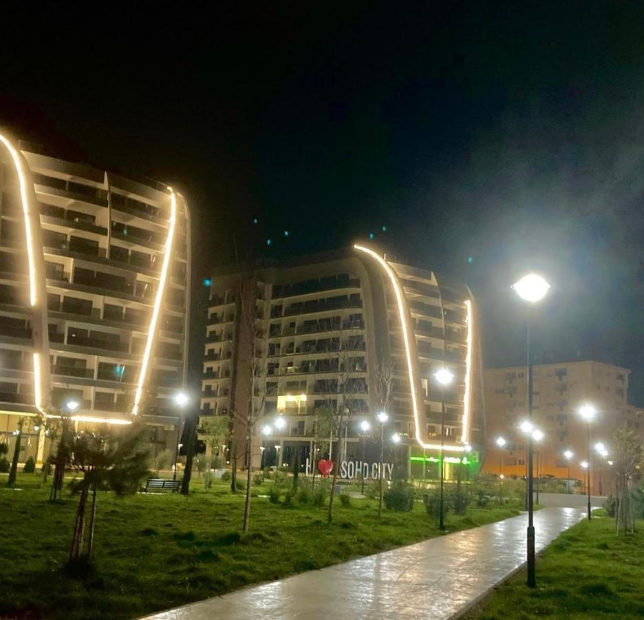 Suncoast Suites Bar Exteriör bild